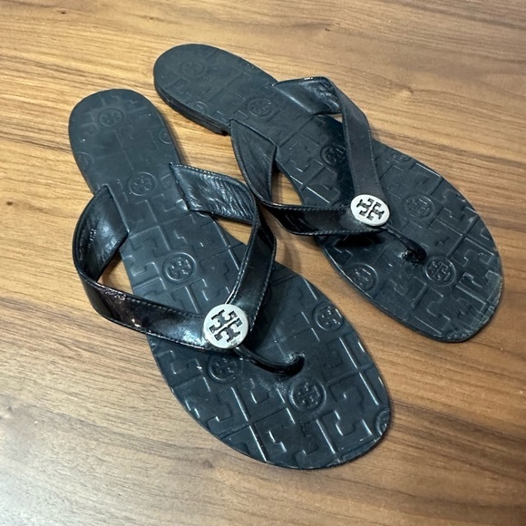 Tory Burch Silver Logo Flip flop thong sandals size 11 - Picture 1 of 7
